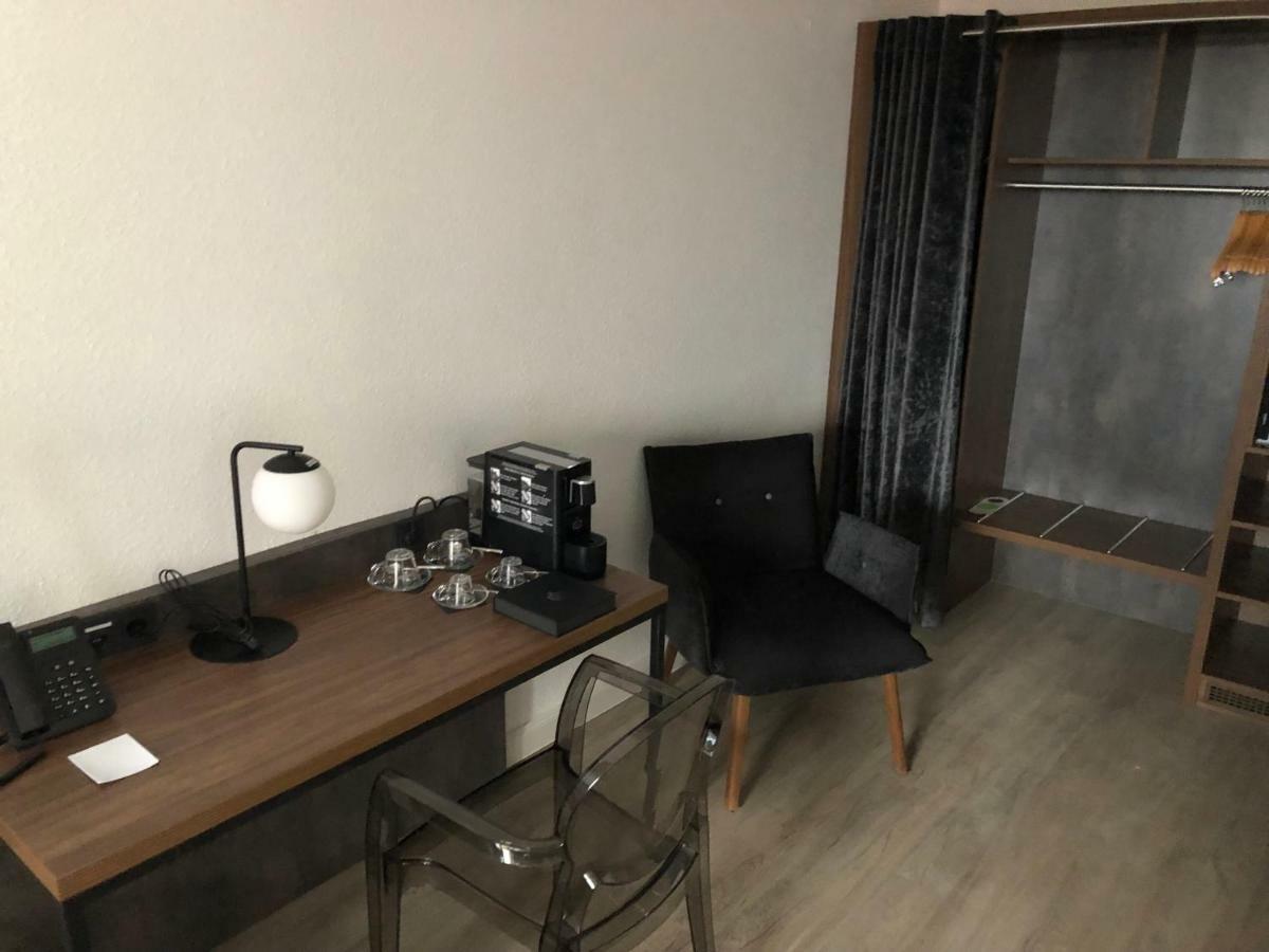 Hotel Am Schlosstheater Φούλντα Εξωτερικό φωτογραφία